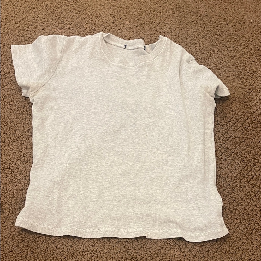 Brandy Melville gray shirt good condition